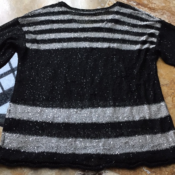 Willi Smith sequin stripe  black silver knit top - Picture 6 of 8